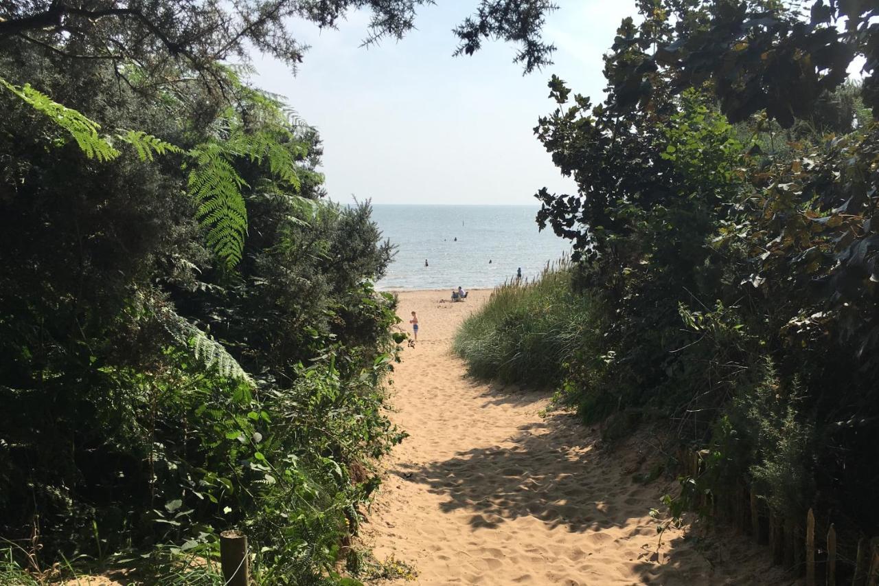 דלביטי Thistle Lodges At Sandyhills Bay מראה חיצוני תמונה
